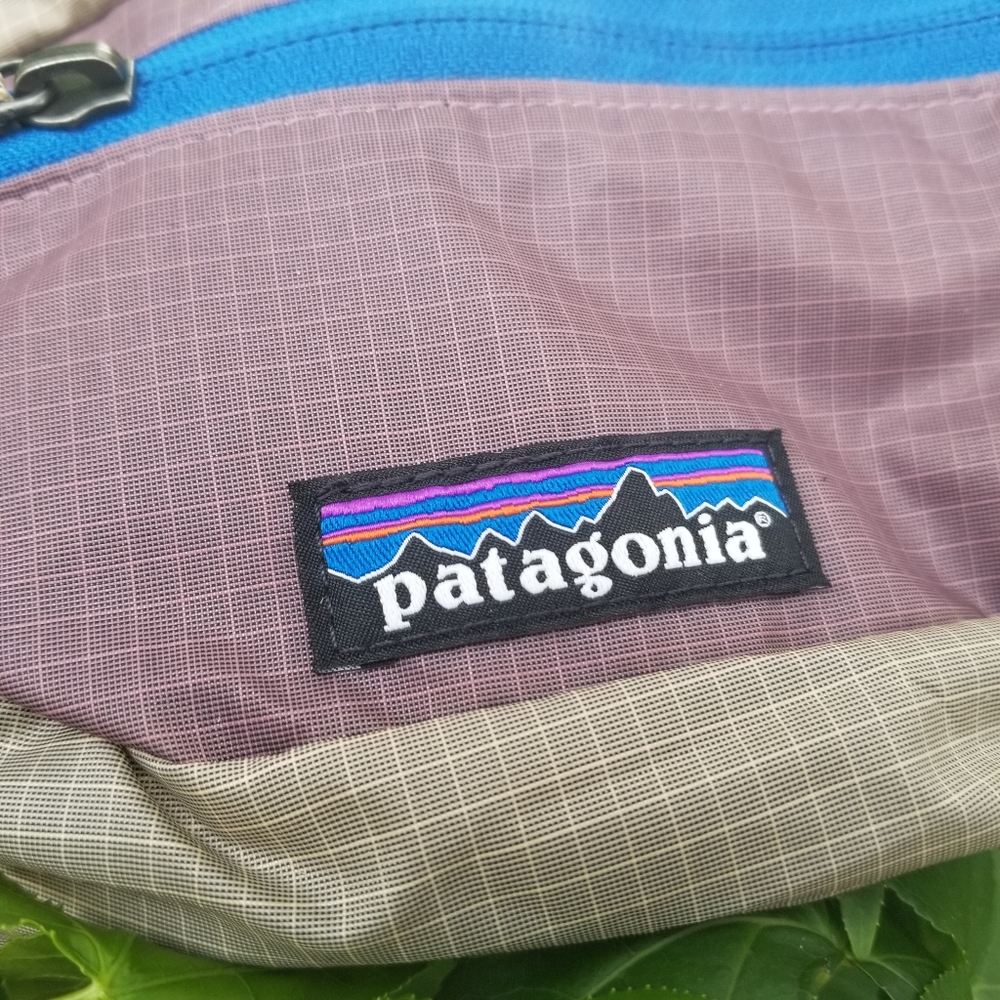 Patagonia Ultralight Black Hole Mini Hip Pack Fanny 1 Liter- Husk Tan NEW - Picture 7 of 7